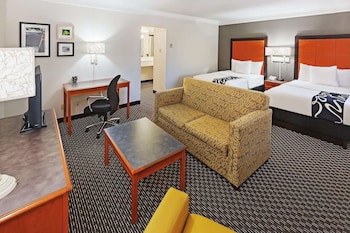 Deluxe Room, 2 Double Beds, Non Smoking (Efficiency)