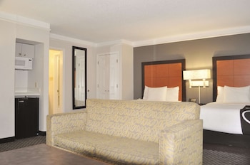 Deluxe Room, 2 Double Beds, Non Smoking (Efficiency)