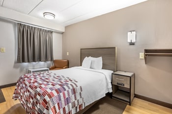 Standard Room, 1 Double Bed, Accessible (Smoke Free)