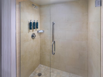 Junior Suite, 1 Queen Bed
