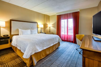 1 King Bed