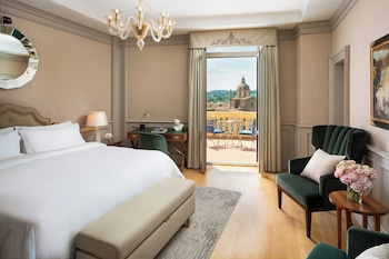 Penthouse, 1 King Bed, Terrace