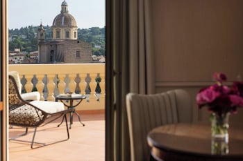 Presidential Suite, 1 King Bed, Terrace, River View