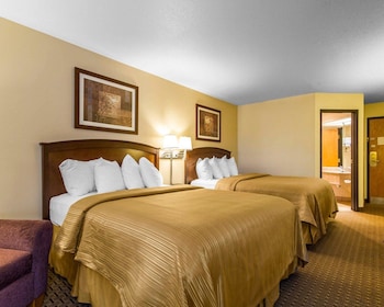Standard Room, 2 Queen Beds, Non Smoking