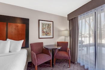 Standard Room, 2 Double Beds, Refrigerator, River View