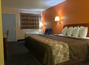 Room, 1 King Bed, Non Smoking