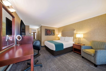 Standard Room, 1 Queen Bed, Non Smoking