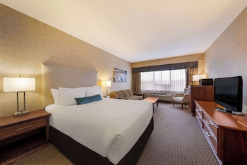 Standard Room, 1 Queen Bed, Non Smoking (with Sofabed)