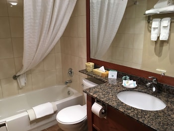 Suite, 2 Queen Beds, Non Smoking, Refrigerator & Microwave (with Sofabed)