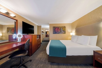 Standard Room, 1 Queen Bed, Non Smoking, Kitchenette