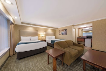 Suite, 2 Queen Beds, Non Smoking, Refrigerator & Microwave (with Sofabed)