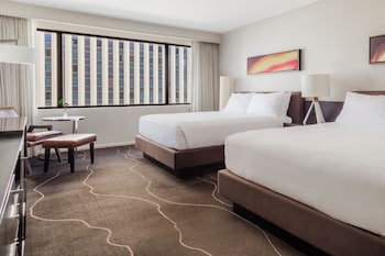 Room, 2 Queen Beds, Accessible (Shower)