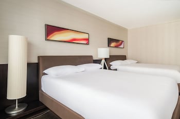 Room, 2 Queen Beds