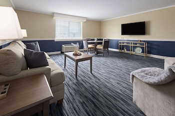 Suite, 1 Bedroom, Non Smoking (2 Doubles)