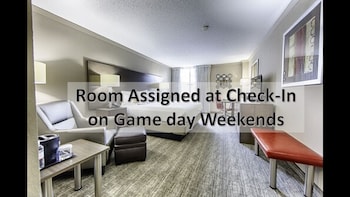 Standard Room, 1 King Bed