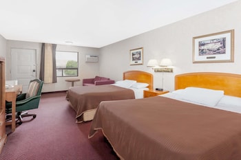 Room, 2 Queen Beds, Non Smoking