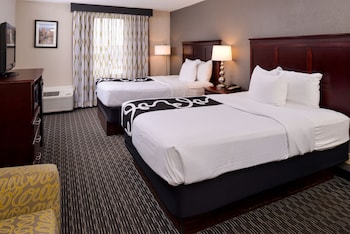 Room, 2 Queen Beds, Non Smoking