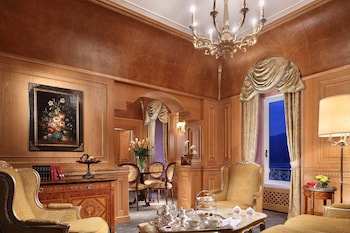 Suite Palace, Lake View