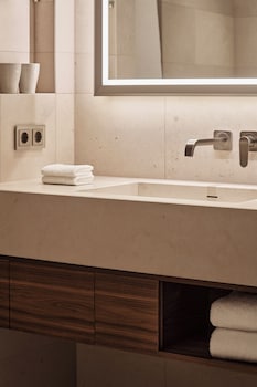 Classic Twin Room (Fontenay)