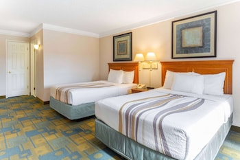 Deluxe Room, 2 Double Beds, Accessible, Non Smoking (Mobility Accessible)