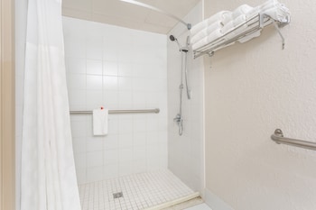 Room, 1 King Bed, Non Smoking, City View