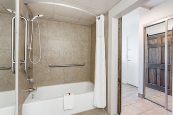 Room, 2 Queen Beds, Non Smoking (Dune View)