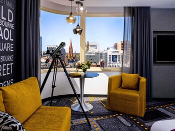 Deluxe Room, 1 King Bed