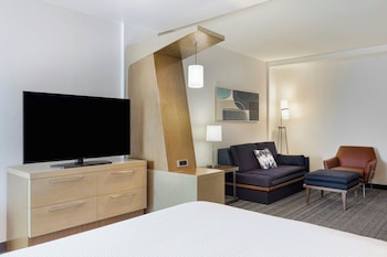 Studio, Multiple Beds
