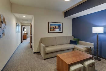 Suite, Multiple Beds, Hearing Accessible (Sofa Sleeper, View, Tub, 2 Rooms)