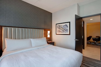 Executive, One King Bed, Non-Smoking
