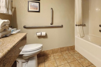 Room, 2 Queen Beds, Accessible, Non Smoking