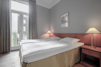 Standard Double Room, 1 Queen Bed