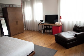 Deluxe Room, 1 King Bed
