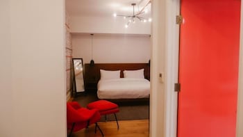 Room, 1 King Bed, Accessible (Shower)