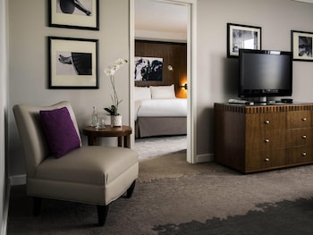 Superior Suite, 1 King Bed