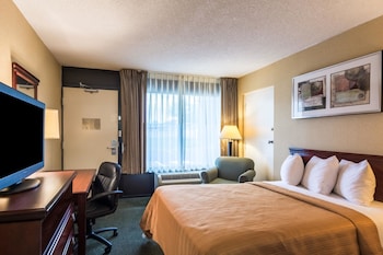 Standard Room, 1 King Bed, Smoking