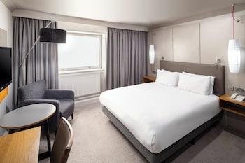 Standard Room, 1 Queen Bed, Accessible