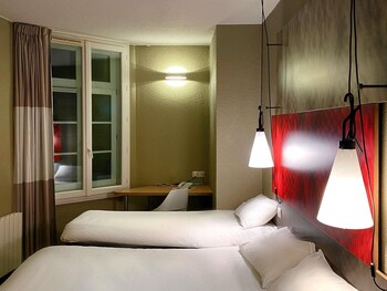 Standard Room, Multiple Beds