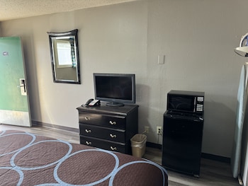 Standard King Room Smoking