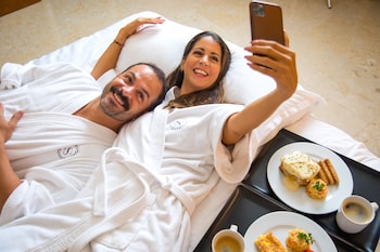 Deluxe Room, 1 King Bed, Terrace, Garden View (Terrace)