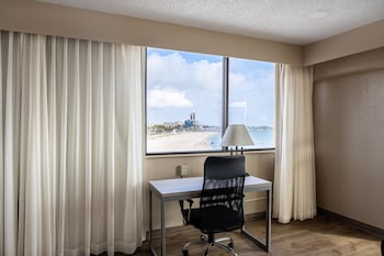 Room, 1 King Bed, Bay View