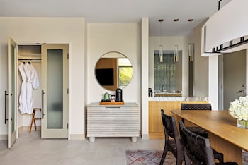Suite (Hospitality)