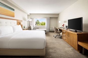 Standard Room, 1 King Bed