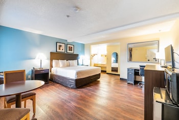 Studio Suite, 1 King Bed, Non Smoking