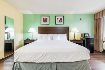 Standard Room, 1 King Bed, Non Smoking