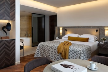 Deluxe Terrace Room