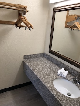 Room, 1 King Bed, Accessible, Non Smoking