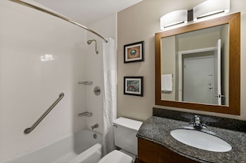 Room, 1 King Bed, Non Smoking (Pet Friendly)