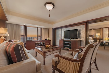 Sunset Suite