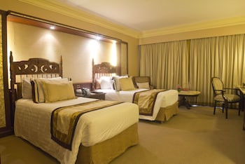 Tower Deluxe Room (2 Single Beds or 1 King Bed)